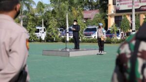 4001_Husni-Merza-Menjadi-Pembina-Apel-Gelar-Pasukan-Operasi-Ketupat-2022-ini-Pesan-Wabup-Siak-