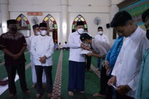 41779614612-husni_merza_17_ramadhan