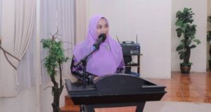 123_Dekranasda-Siak-Kenalkan-Batik-Kepada-Murid-Studi-Wisata-SD-Islam-Al-Azhar-54-Pekanbaru