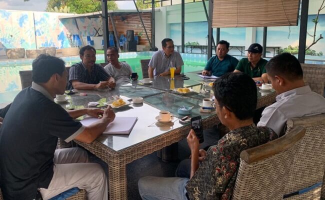 usai-bertemu-manajemen-harga-tbs-sawit-di-siak-naik-rp-150-kg