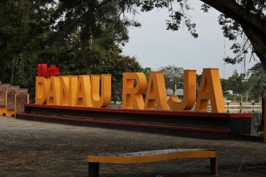 33573100622-danau_raja